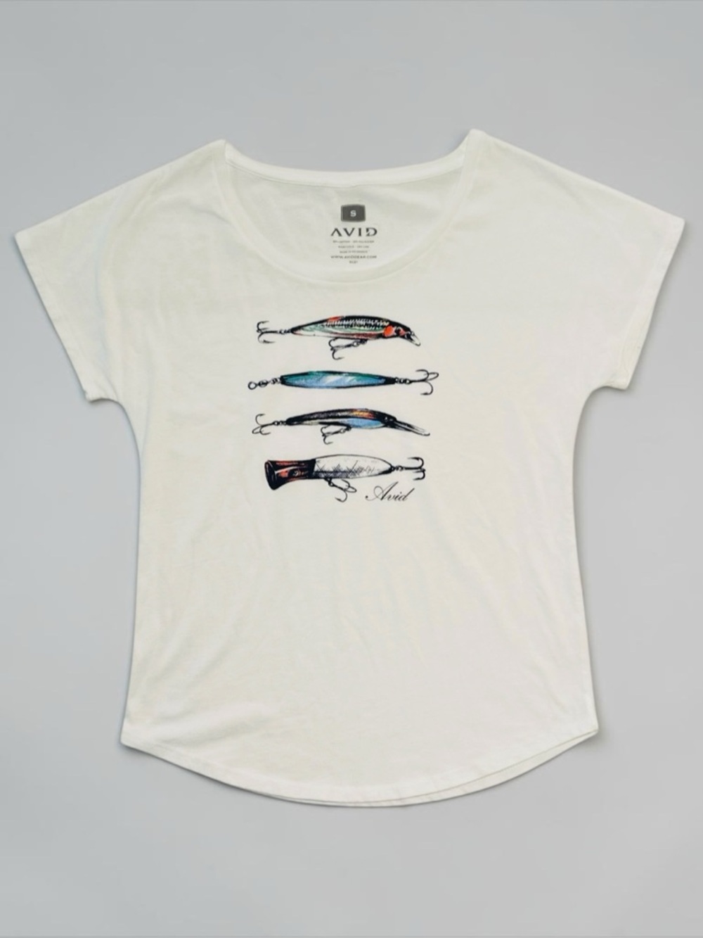 Avid Fishing Tee Shirt Womens Small White Fishing Lures Ocean Fish Beach Boating